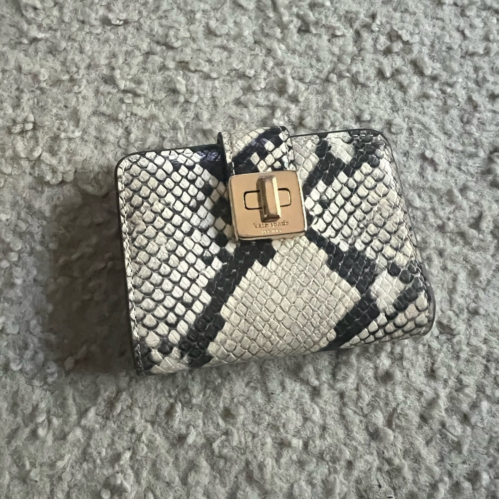 Kate Spade Black and Cream Wallet with Snakeskin Pattern